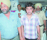 Delhi resident Sonu was trying to escape with Rs 50,000 from the SBI main branch in Jalandhar.