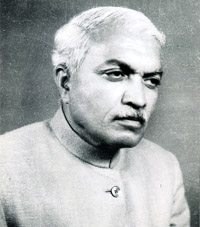 Durga Das Khanna worked in close coordination with martyrs Bhagat Singh and Sukhdev