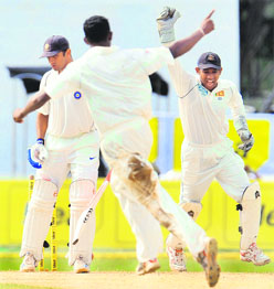 Sri Lankas spinners Muralitharan and Mendis took 19 wickets in the first Test exposing Indias inability to play quality spin bowling