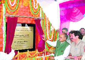 Chief Minister Prem Kumar Dhumal lays the foundation stone of a 220-KV power substation at Karian in Chamba district