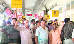 Taxi operators protest against the railway authorities in Chandigarh