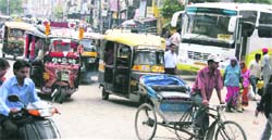 The road in front of the bus stand in Ludhiana usually remain jampacked