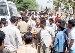 Auto union members agitate as a traffic police SI assaulted an auto driver in Gurgaon on Thursday. Tribune photo: Rajesh Kumar Yadav 