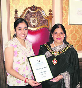 Kamalpreet Kaur Aulakh (left) of Leicester was recently given the Diana Award for her valuable community service in the UK