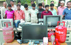 Special staff of West Delhi police arrested seven members of a notorious gang of burglars and recovered stolen property worth Rs 5 lakh, including jewellery and electronic items, in New Delhi on Tuesday.