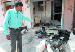 Three persons were injured in the AC blast that took place at B-9 market, Vasant Kunj in New Delhi on Tuesday. 