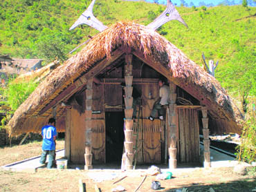 Kisema village, a Naga Heritage Village, comprises a number of beautifully-built traditional huts and morungs
