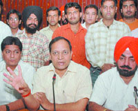 Arun Singh, national chief of the BJPs investor cell, during a press meet in Jalandhar.
