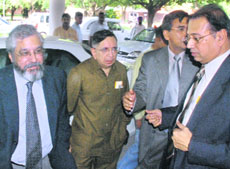 (Left to right) A 3-Judge panel comprising Justice Madan B. Lokur of the Delhi High Court, Allahabad High Court Chief Justice Hemant Laxman Gokhale and J&K High Court Chief Justice K.S Radhakrishnan arrive at the UT guest house in Chandigarh 