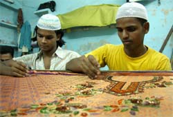 Needle workers from Bareilly in Uttar Pradesh who migrated to Bathinda