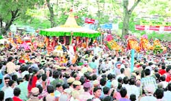 Visitors gather for Dussehra festivities at Kullu