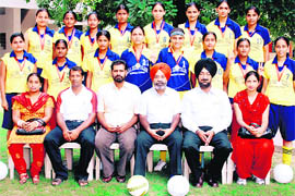 Players of the womens football team, who won the University Women Football Championship.