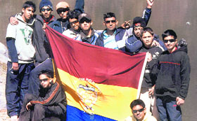 The jubilant YPS students who scaled the Shatidhar peak.