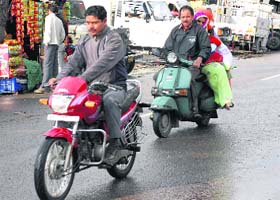 Who bothers for traffic rules? This was the scene at Palampur