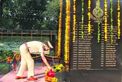 DIG Ishwar Singh pays tributes to police martyrs at a memorial in Ludhiana