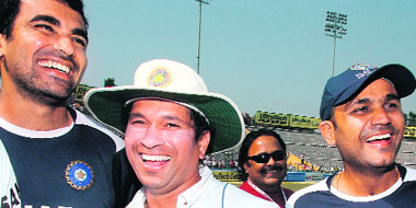 Zaheer Khan, Tendulkar and Sehwag are all smiles at the presentation ceremony after India won the second Test against Australia.