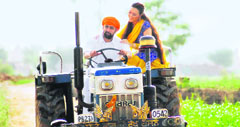 Salman Khan and Preity Zinta in Heroes.