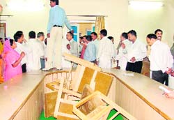 Utter chaos at the Haridwar Municipal Corporation meeting on Sunday. 