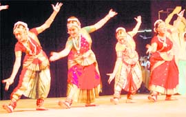Suchitra Mitra with her troupe perform Bharat Natyam,
