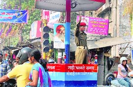 The traffic lights in Dehradun have been non- functional for the past many weeks. 