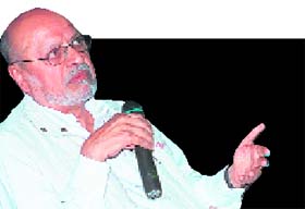 Shyam Benegal ready to direct another comedy