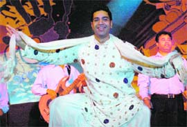 Punjabi Singer Kamal Heer performs during the PEC Fest at Punjab Engineering College in Chandigarh. Photo: Himanshu Mahajan