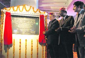 Chief Minister Prem Kumar Dhumal and minister of state for railways R. Velu at the inauguration of Baba Bhalku rail museum in Shimla