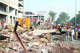 The encroachment was made by Omaxe Novelty Multiplex on the Mall Road