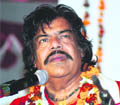 Pakistani folk singer Shaukat Ali performs at Gujarwala Nanak Khalsa College for Boys in Ludhiana.