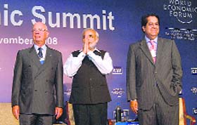 Gujarat Chief Minister Narendra Modi with World Economic Forum founder and executive chairman, World Economic Forum, Klaus Schwab, and K.V Kamath, MD and CEO, ICICI Bank and president, Confederation of Indian Industry, at the India Economic Summit in New Delhi