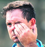 Sunil Gavaskar has hit back at Australian skipper Ponting saying that the Aussies are still rattled by their recent humbling in India.