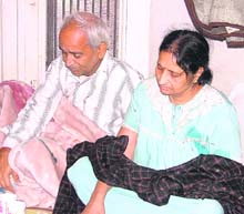 K.L. Aggarwal and his wife, who were allegedly drugged in Ludhiana 