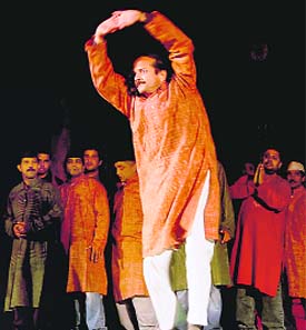 Scenes from the plays " Kendra Se Chhudana Hai", Nath and Amba Badol that were staged during Uttarakhand Mahotsav in Dehradun. The festival concluded on Monday. 