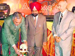 Chief guest, Surjit Singh Dhillon, lights the lamp on inaugural fuction AAGAAZ -2008 at RIMT, Mandi Gobindgarh