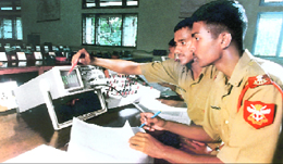 Cadets experimenting on Operational Analyser.