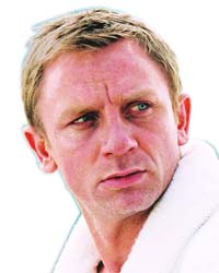 Daniel Craig