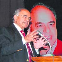 Gurcharan Das