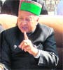 Former Chief Minister Virbhadra Singh addresses a press conference at Chatru, near Kangra, on Sunday.