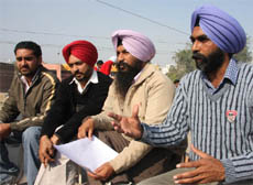 Members of the ETT Teachers Union speaking to the media in Bathinda on Sunday.