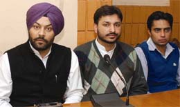 Vikramjit Singh, president of the Jalandhar District Youth Congress (Rural), addresses a press conference along with Ravneet Singh Bittu. 