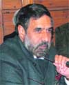 Minister of State for External Affairs and Information Anand Sharma addresses mediapersons in Shimla