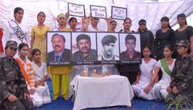 Students of Vivekananda College for Girls pay tributes to martyrs of Mumbai terror attack in Bathinda