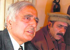 PDP patron Mufti Sayeed addresses a press conference in Srinagar