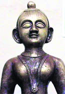 Antique Buddha icon recovered by the police in Hamirpur