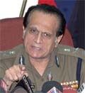 Police commissioner Y.S. Dadwal addresses a press conference at the Delhi police headquarters on Friday.