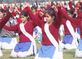 Schoolchildren rehearse for the Republic Day at Tau Devilal Stadium in Gurgaon