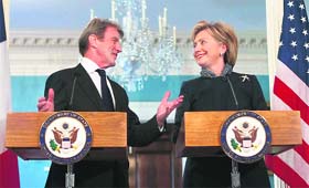 US Secretary of State Hillary Rodham Clinton (right) and French Foreign Minister Bernard Kouchner take part in a joint news conference at the State Department in Washington