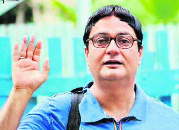 Non-heroic heroes like Vinay Pathak in Dasvidaniya are becoming popular with the audiences