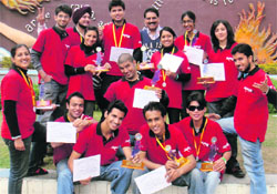 Group members of Aaghaaz