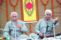 Padama Bhushan Pandit Rajan and Sajan Mishra perform in Jalandhar.